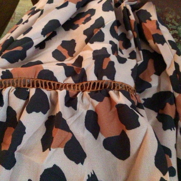 Brown leopard print patchwork top - Picture 5 of 6